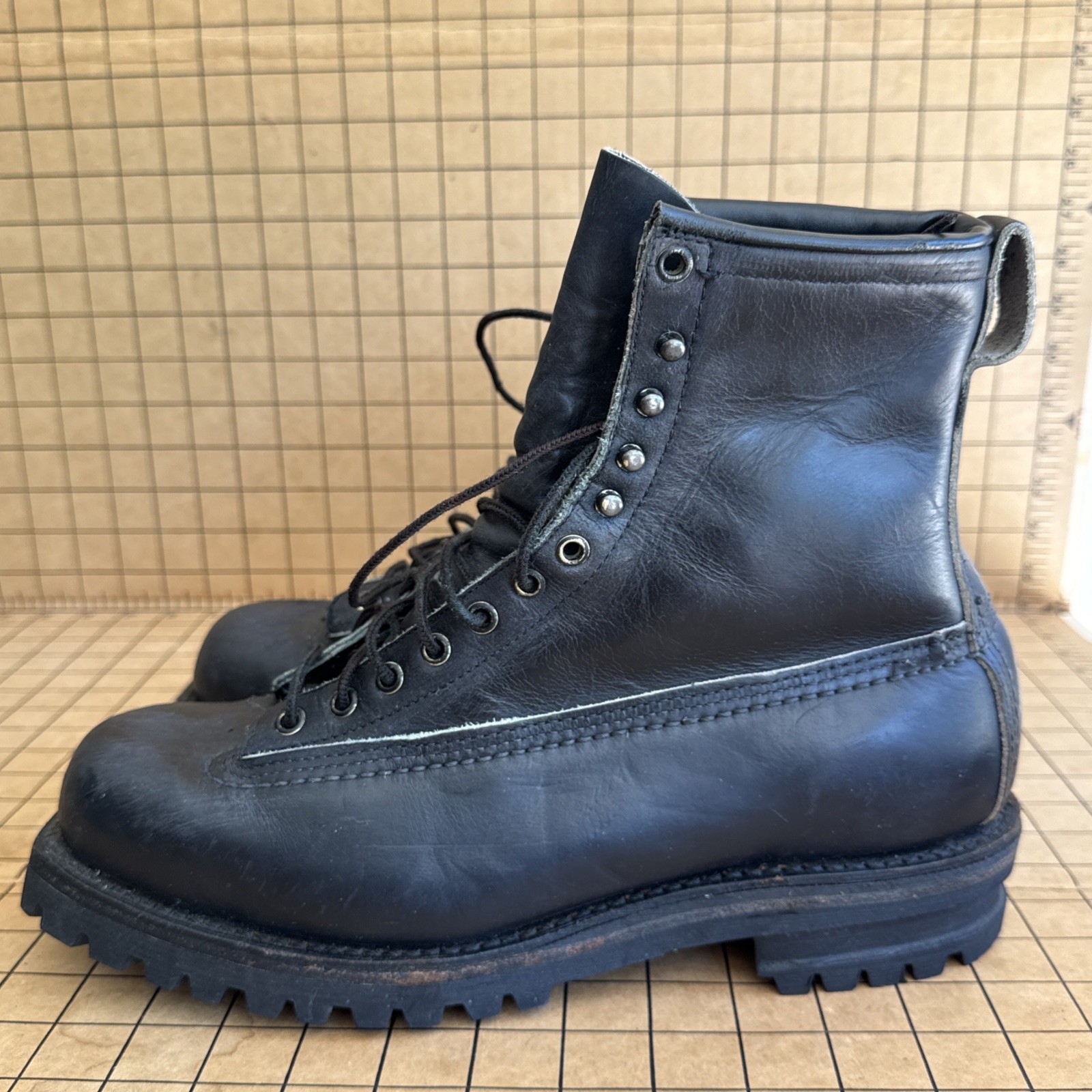 Size 10D Chippewa Military SEE PICTURES