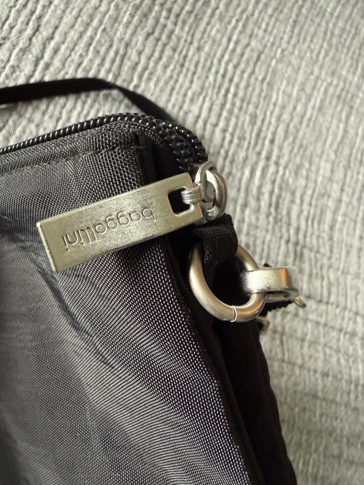 Baggallini Black Nylon Crossbody Organizer Purse Multi Zip Travel Bag With Strap