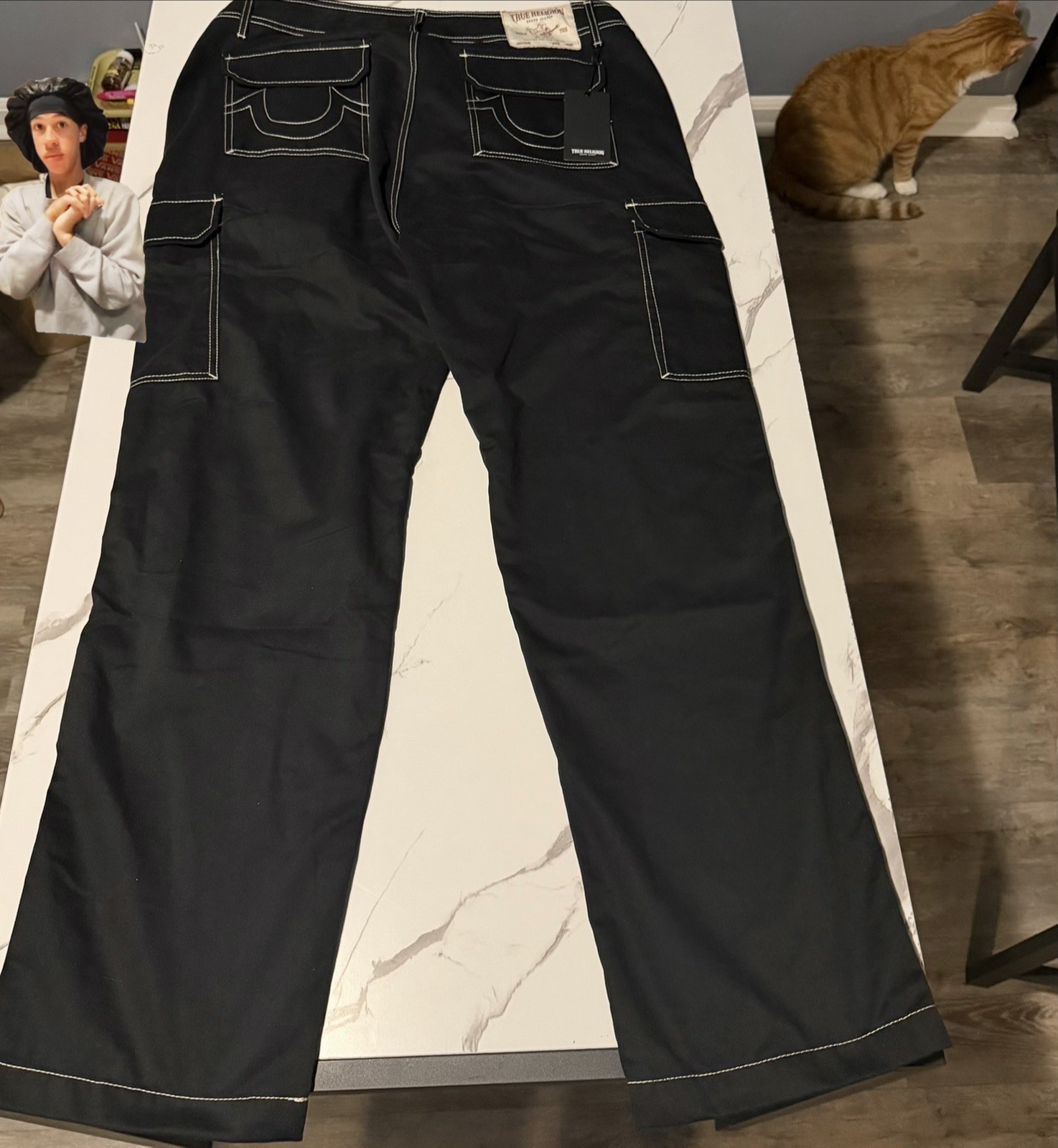 True Religion Men’s Black Cargo Pants 36 Flat Front Button Cargo Pockets Logo