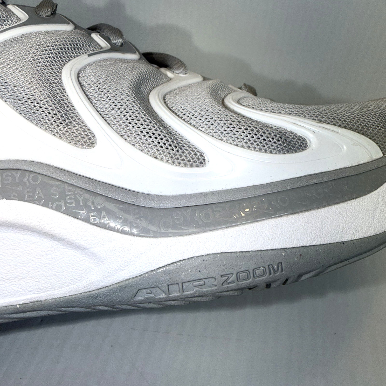 Nike KD17 TB Kevin Durant Men’s Basketball Shoes Size 8.5 Wolf Grey EUC