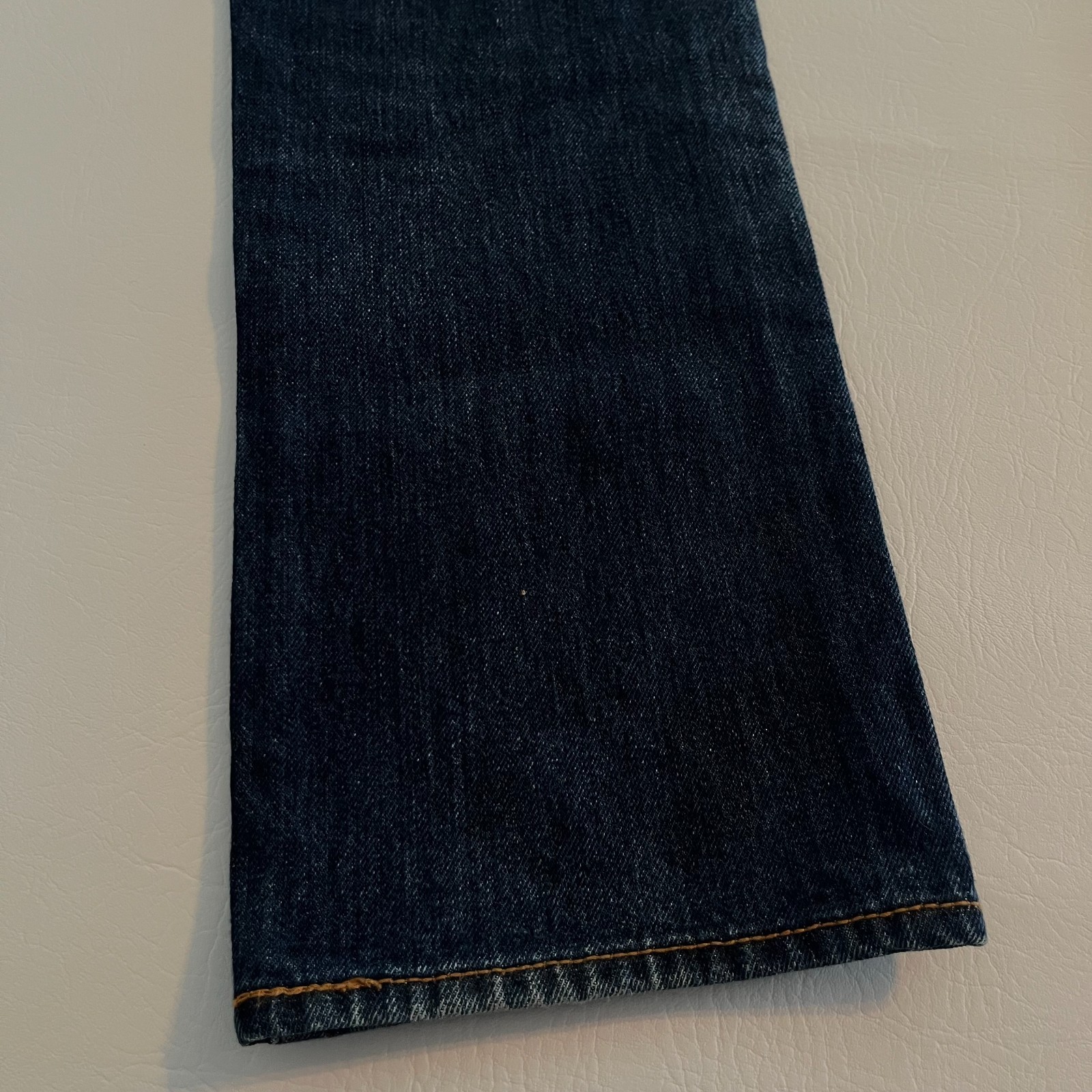 Levi’s Men’s 501 Jeans 31W x30L (Actual 30Wx29L) Button Fly Dark Blue Straight