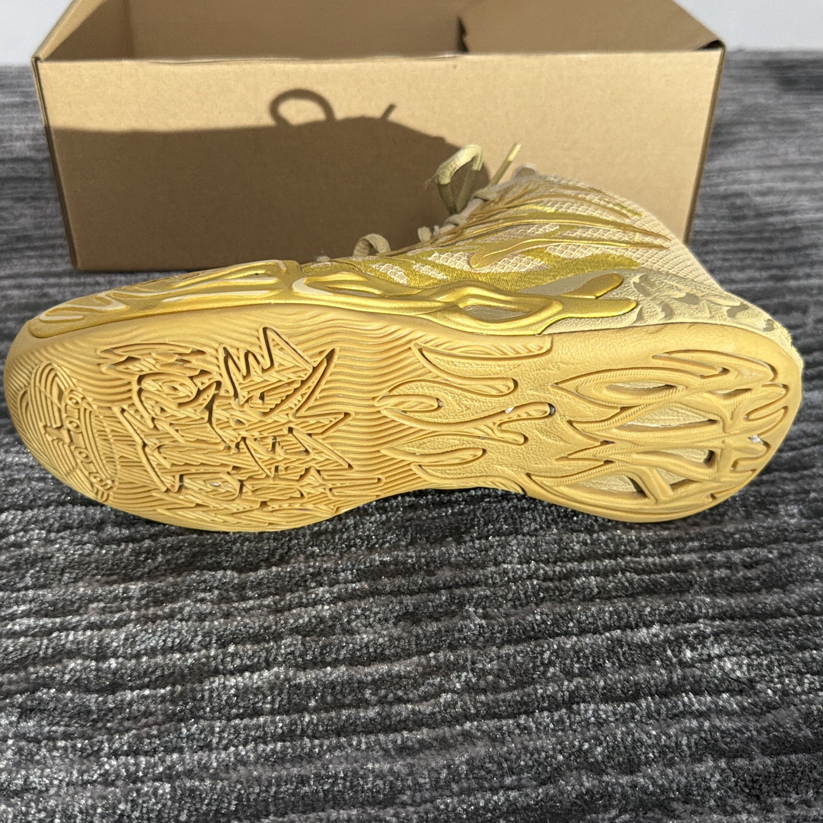 LaMelo Ball PUMA MB.04 Golden Child Basketball Shoes Mens Size 5.5 Gold-Matte