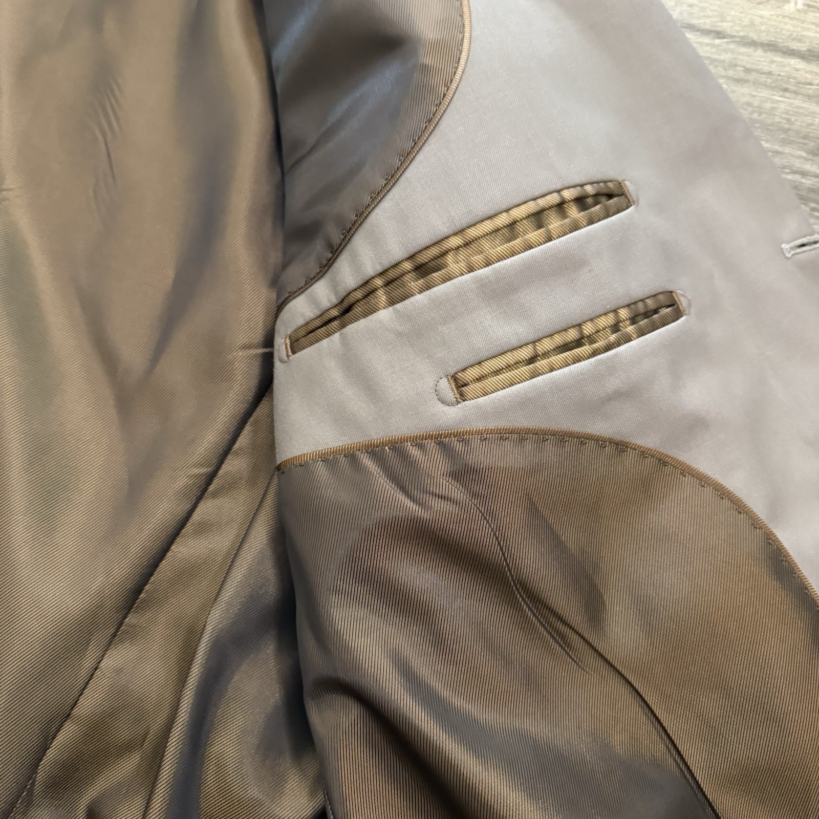 Lineage Milan New York 3 Button Beige Jacket Mens Superior 150’s Business