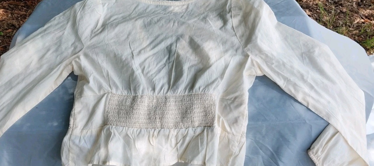 American Eagle Women’s White S Cotton Lace V-Neck Button Peasant Blouse