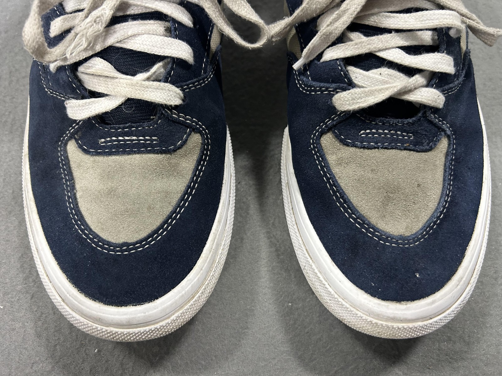 Vans Half Cab Shoes Mens Size 10 Blue Gray Suede Mid Top Skate Sneaker