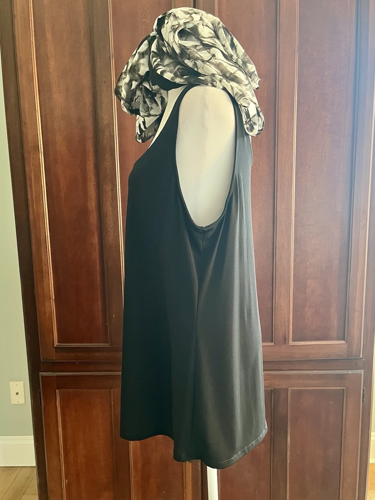 Alfani Sleeveless Black & White Abstract Tunic Top w/Asymmetrical Hem
