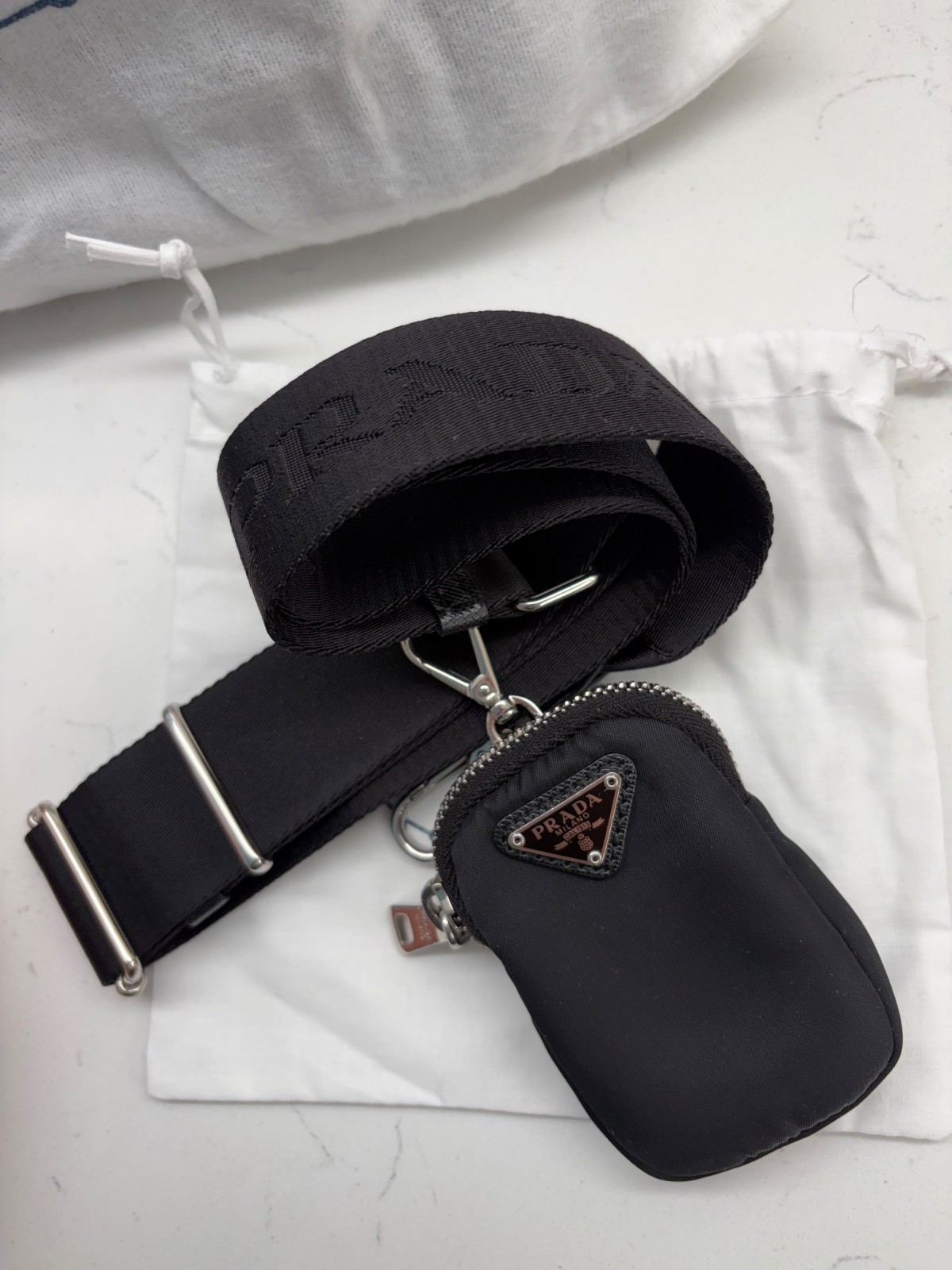AUTHENTIC PRADA Re-Edition 2005 Nylon Shoulder Bag/Crossbody in Black