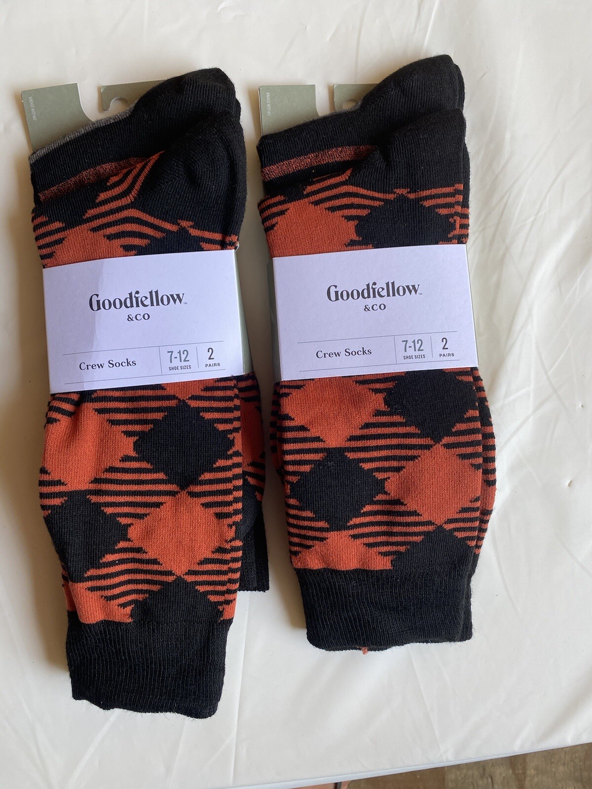 2 Packs Men’s Novelty Socks 2pk – Goodfellow & Co Red & Black 7-12