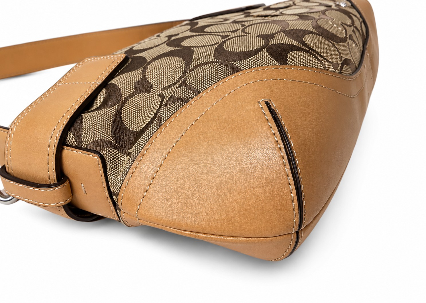 COACH Soho Vintage Signature Jacquard Leather Hobo Shoulder Bag EXCELLENT!!