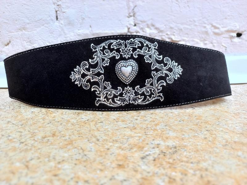 Vintage Austrian-style belt for a dirndl dress | Vintage women’s leather belt