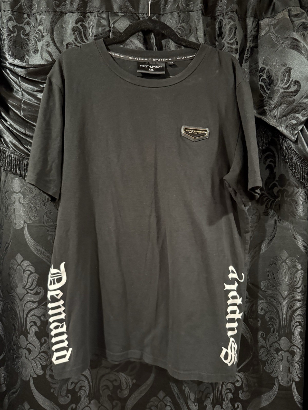 Supply & Demand New York city Superior Collective Mens XXL T-shirt