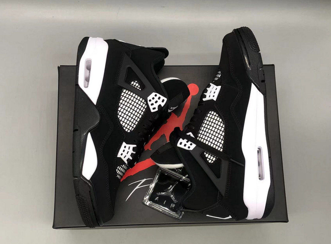 Men’s US Size 7-12 Jordan 4 Retro “White Thunder” Mid Top Basketball Shoes