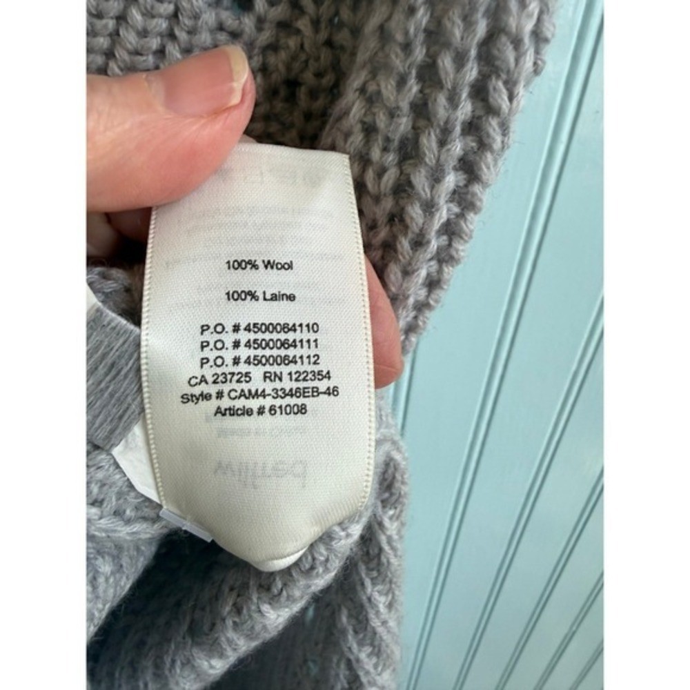 Wilfred Aritzia Grey 100% Wool Sleeveless Cowl Neck Knit Sweater XS Minimalist