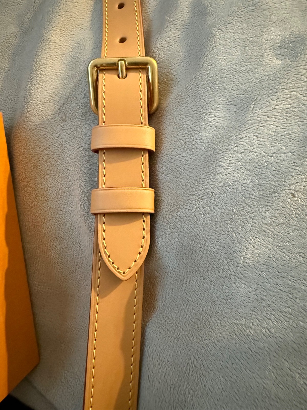 Authentic Louis Vuitton Vachetta Adjustable Shoulder Strap Gold Hardware 47 in