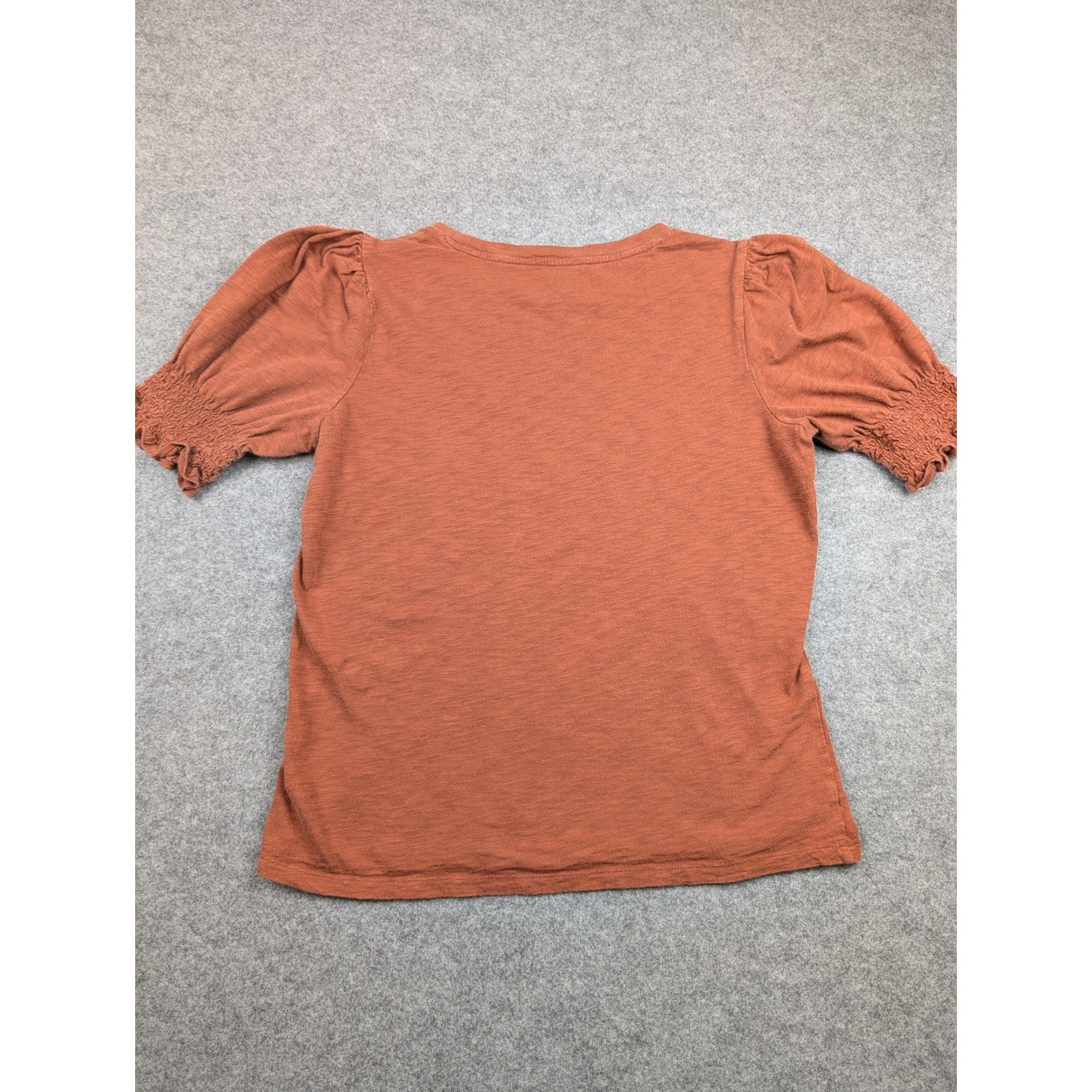 GAP Women Rust Orange Organically Grown Cotton Puff Sleeve Smocked Cuff Tee M