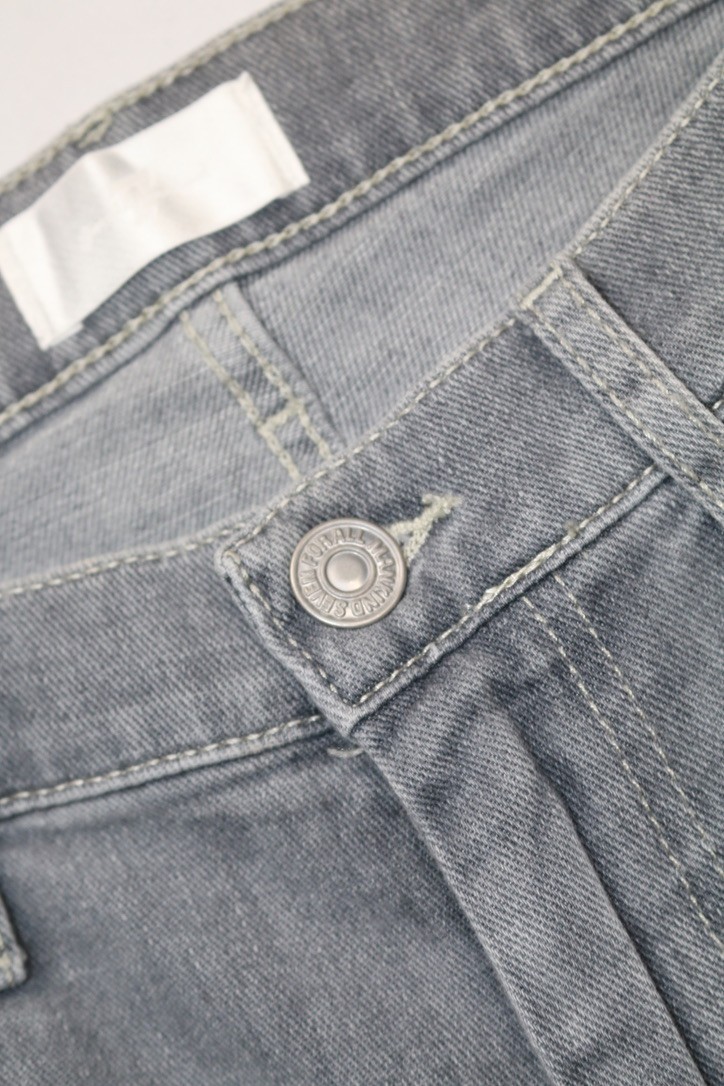 7 For All Mankind Women’s Dojo Original Light Wash Flared Distressed Jeans