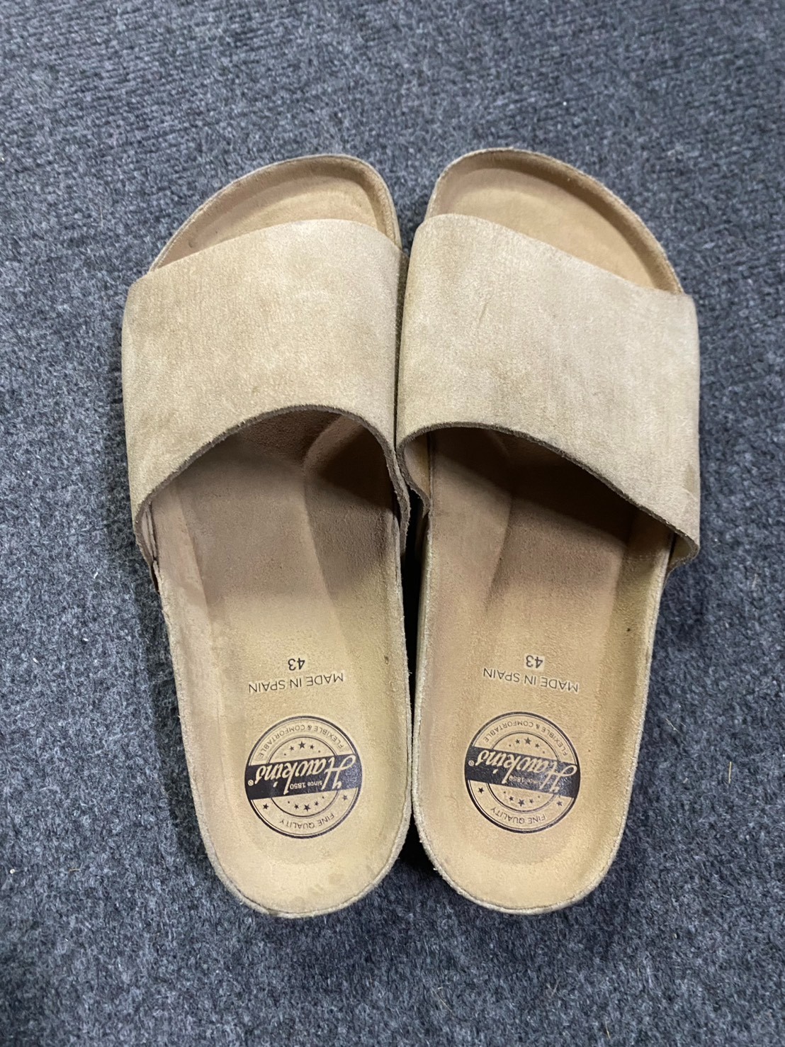 Hawkins Suede Slide Sandals Beige Made In Spain Size EU 43 Comfort Footbed