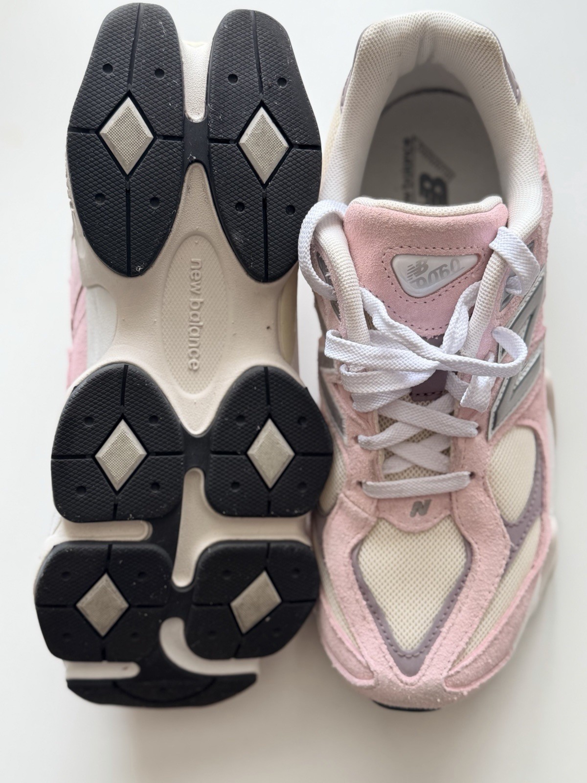 New Balance 9060 Colorblock Low Top Lace-Up Sneakers Pink Beige Purple