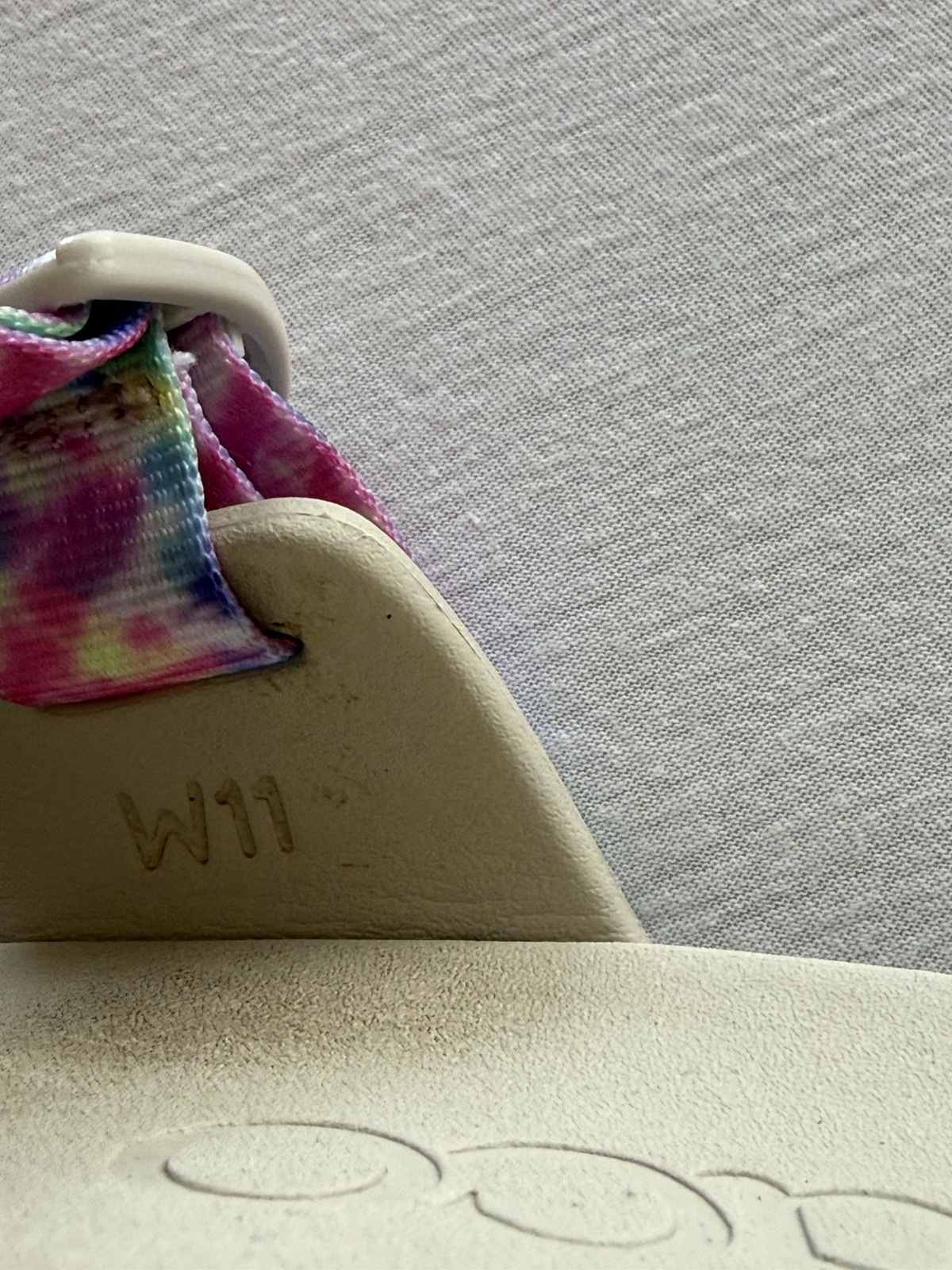 CHACO Chillos Slide Tie Dye Sandals, Adjustable Strap, Women’s Size US 11