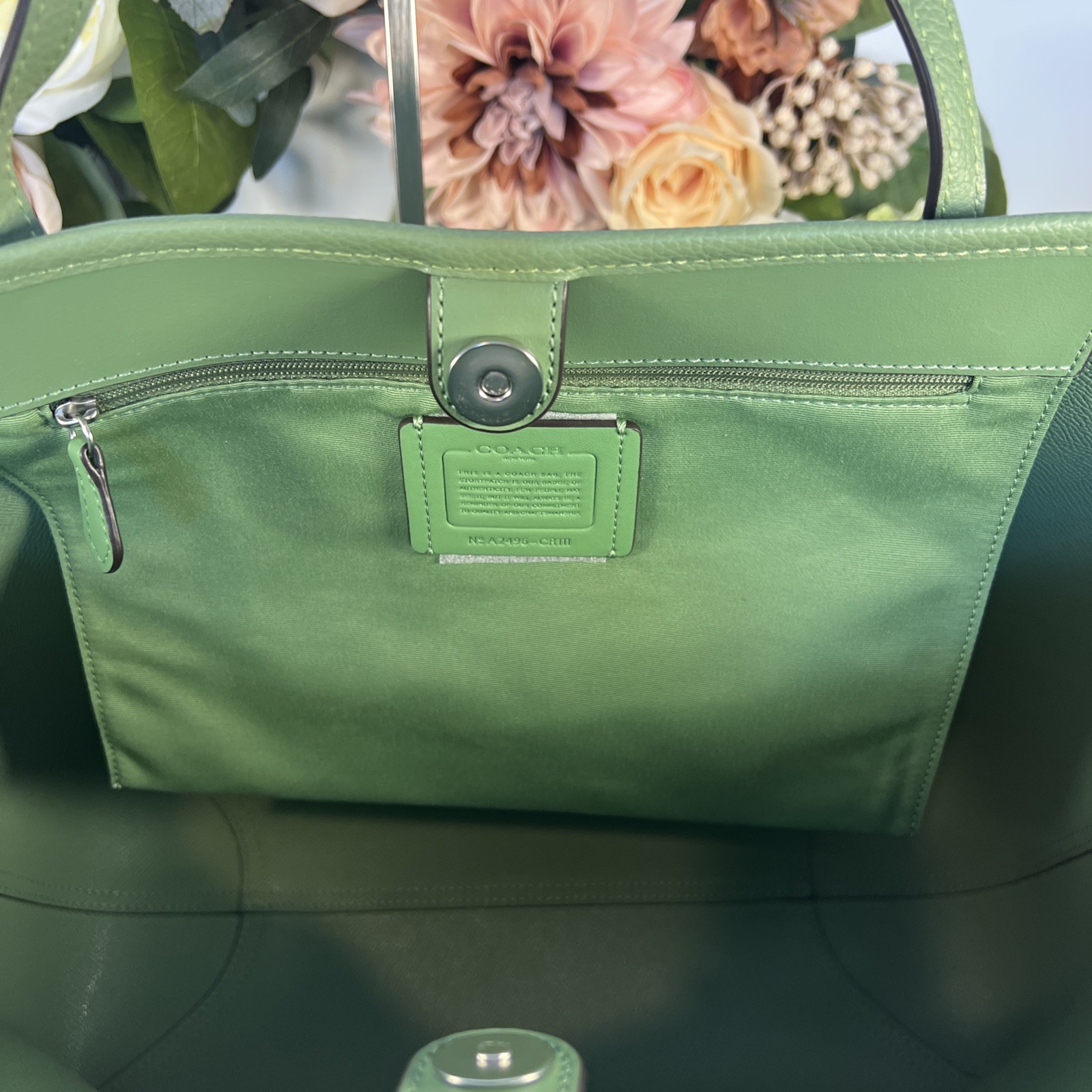 NWT🍃COACH Pebble Leather CITY Tote/Shopper/Shoulder Bag ~ Light Green🍃