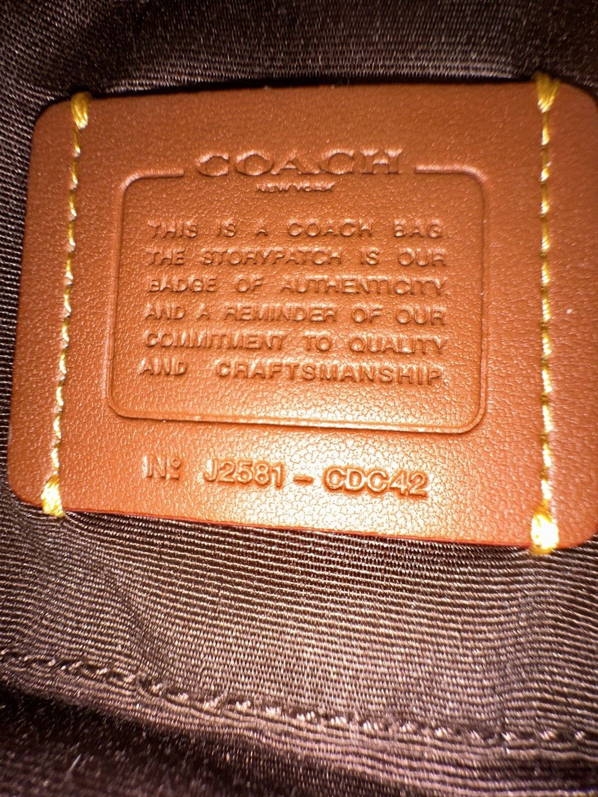COACH Faye Mini Drawstring Crossbody Bag With Quilting CDC42 Vintage Brown/Maple