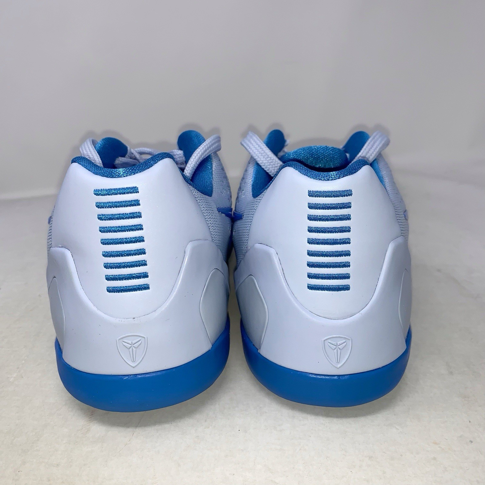 Nike Kobe 9 Low Elite Hydrogen Blue Sneakers, Size 6Y / 7.5W BNIB IM6642-400