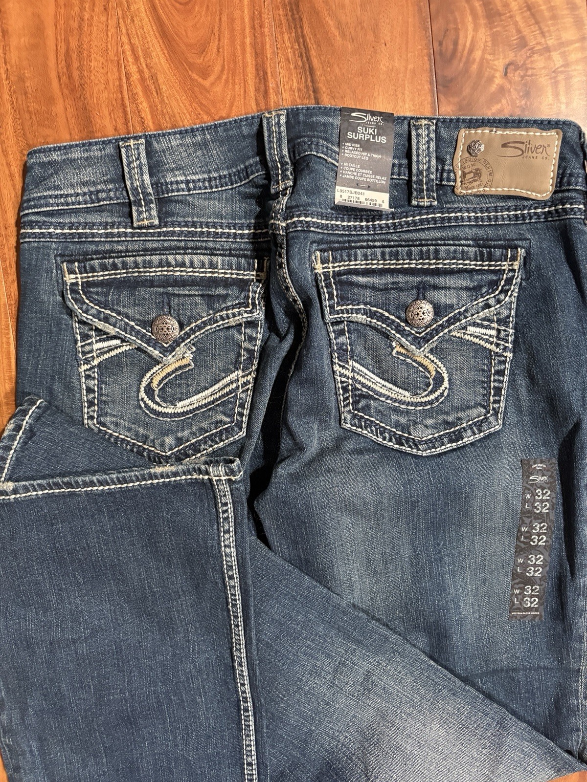 Silver Jeans Co. Women’s Bootcut Mid Rise Curvy Fit Medium Wash Blue Jeans 32×32