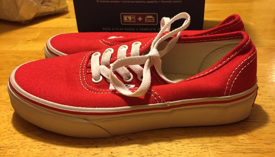 NEW VANS AUTHENTIC RED & WHITE SHOES KIDS US 1.5 UK 1 EUR 32.0 CM 19.5