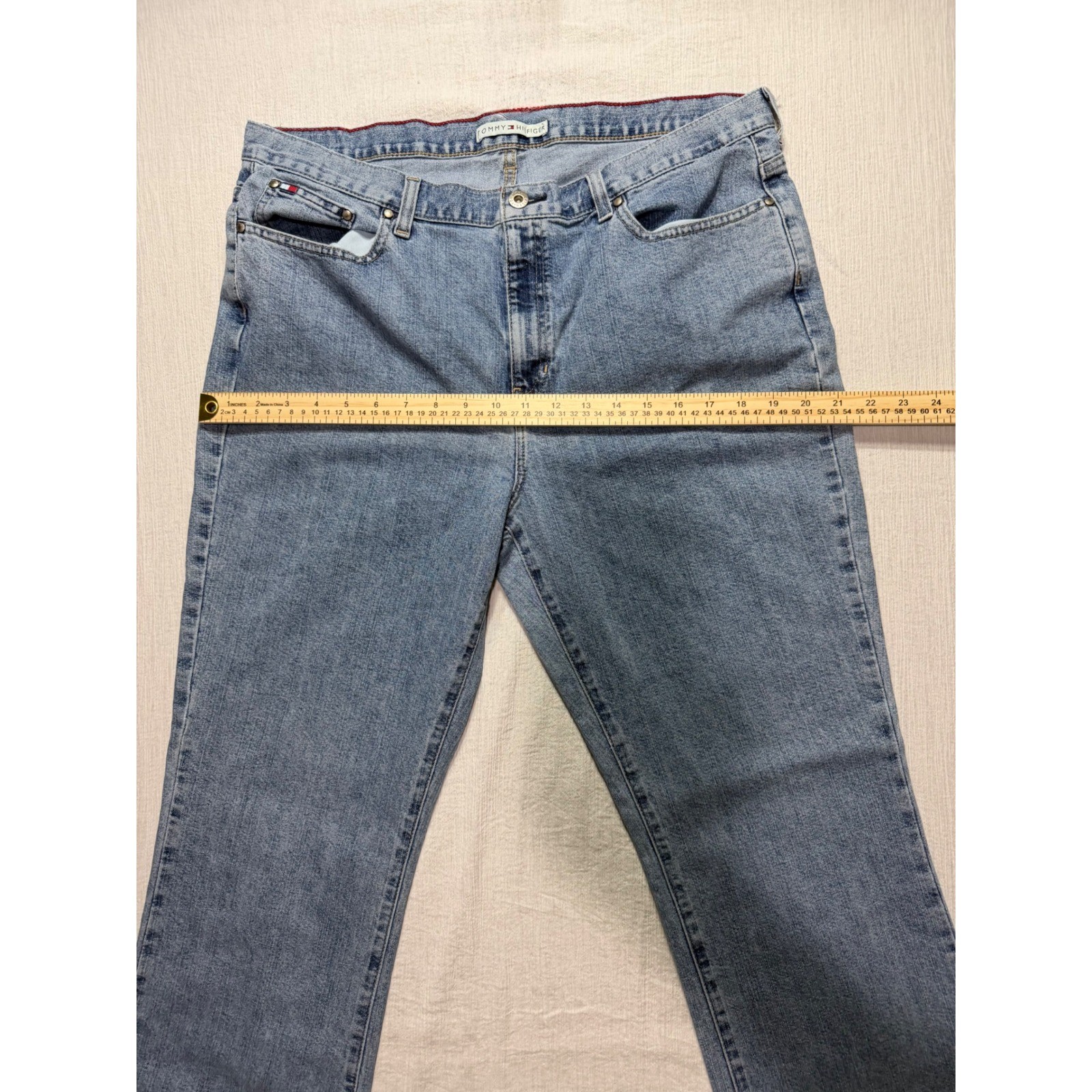 Tommy Hilfiger Womens Bootcut Jeans Medium Wash Blue Denim Size 16 Stretch