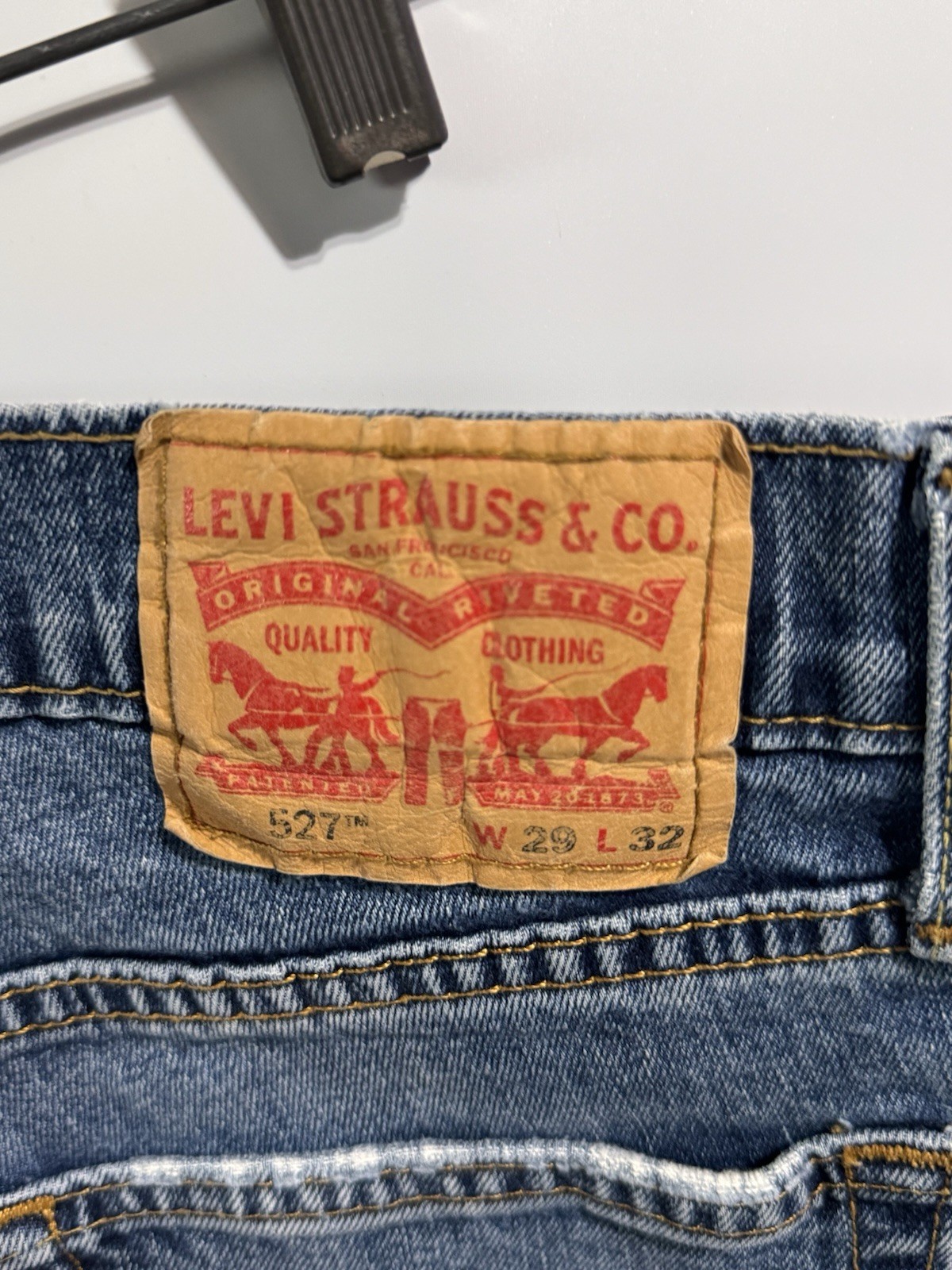 Men’s Levi’s 527 Jeans, Size 29×32. (D 0229)