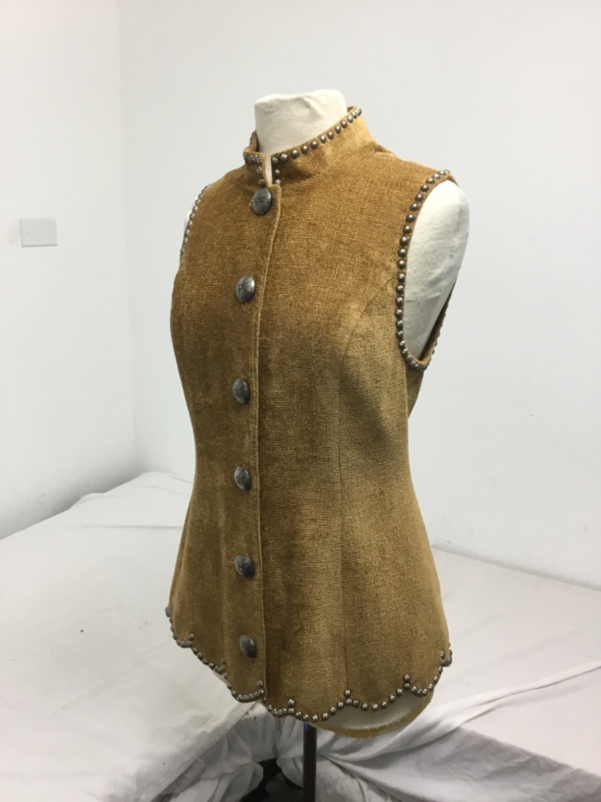 Double D Ranch Wear, Studded Vest, Button Down, Brown, Sz S, (SR896)