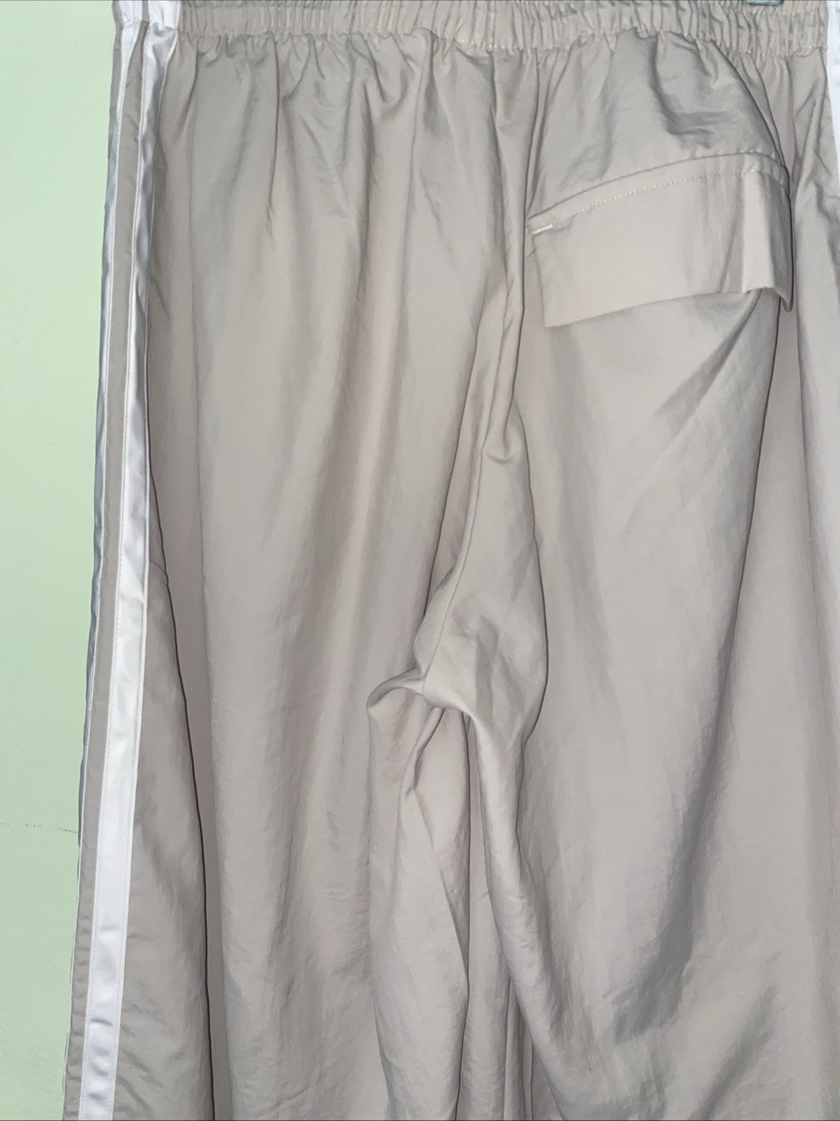 adidas Essentials 3-Stripes Lifestyle Woven Parachute Pants Wonder/Alumina XS