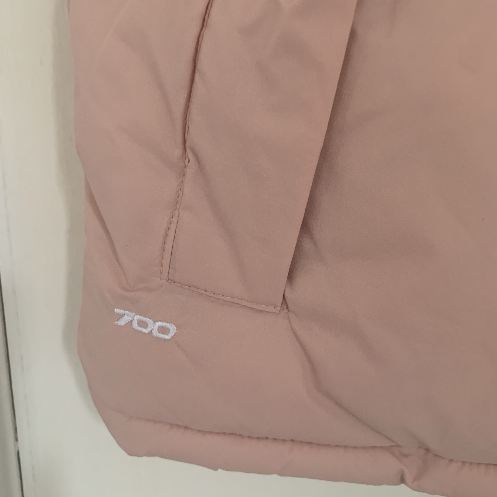 North Face Iconic Nuptse Vest Unisex Men’s Size L Pink/Black