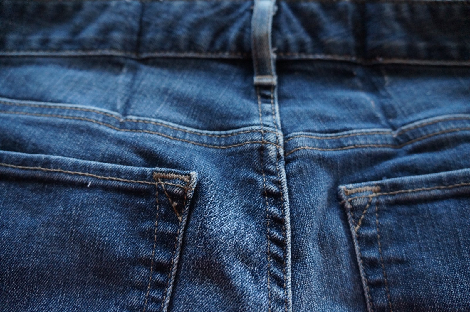 Eddie Bauer Slightly Curvy Straight Womens Jeans Size 6 short