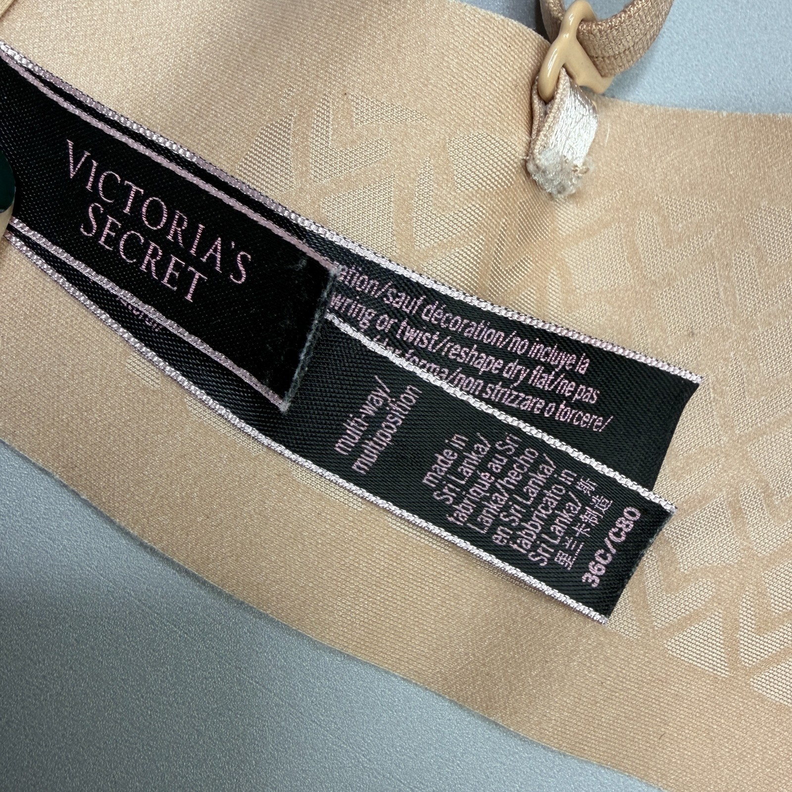 Victoria Secret Strapless Bra 36C Unlined Multiway Straps Underwire