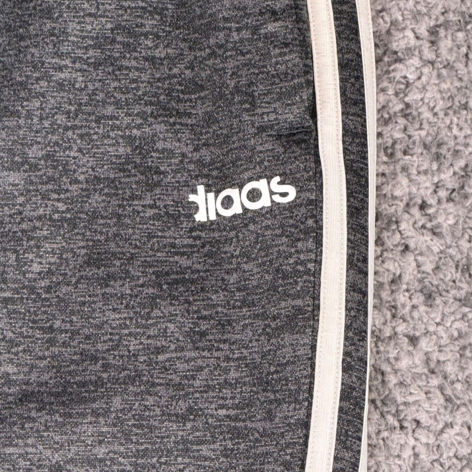 Adidas Men’s Large W34 L27 Charcoal Gray Jogger Pants White Stripes Athletic