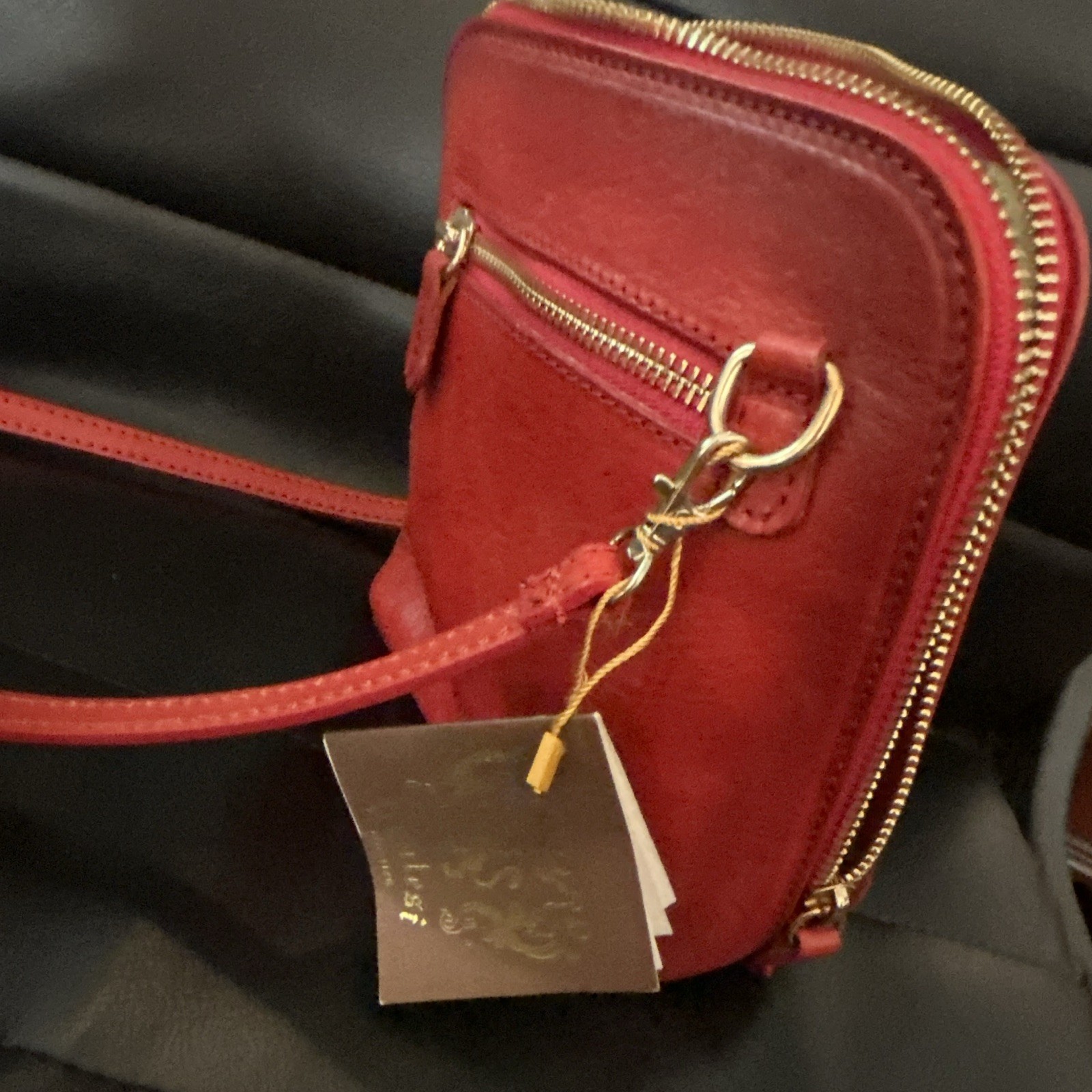 Buxton Red Solid Crossbody Bag Gold Hardware Zip Closure Inner/Outer Pockets