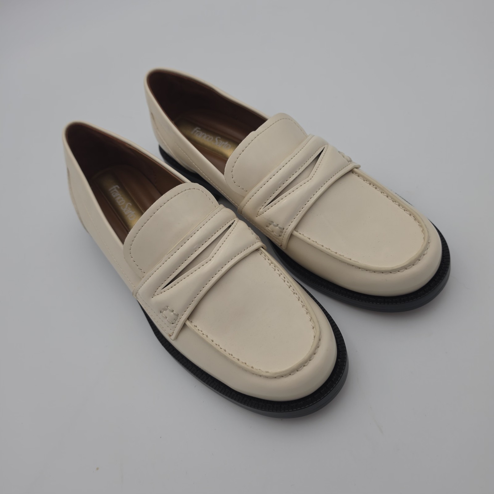 Franco Sarto Cream Loafers Size 5M Women’s Slip-On Classic Preppy Chic NEW