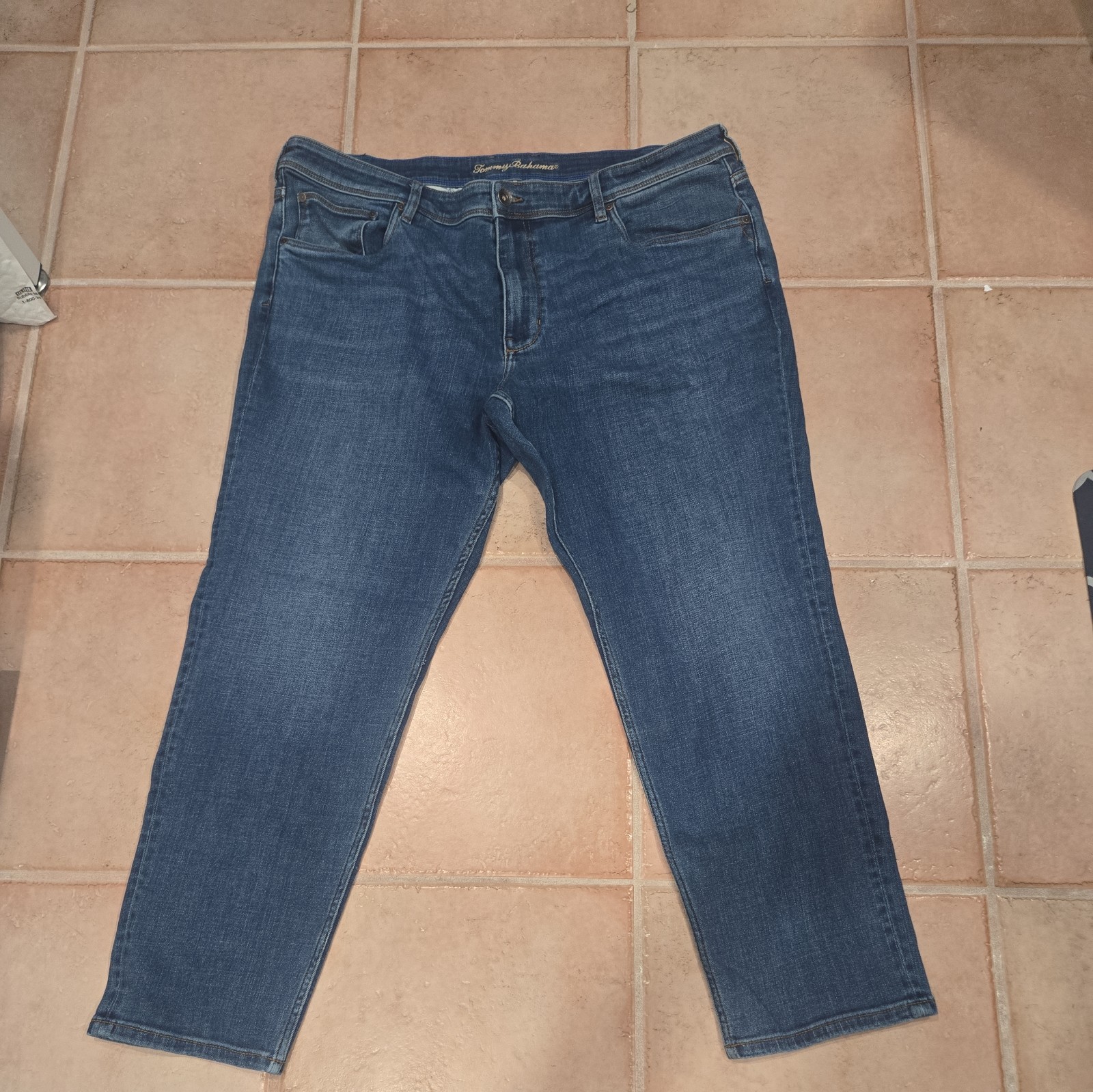 Tommy Bahama Men’s Classic Fit Jeans 42×30 Indigo Wash