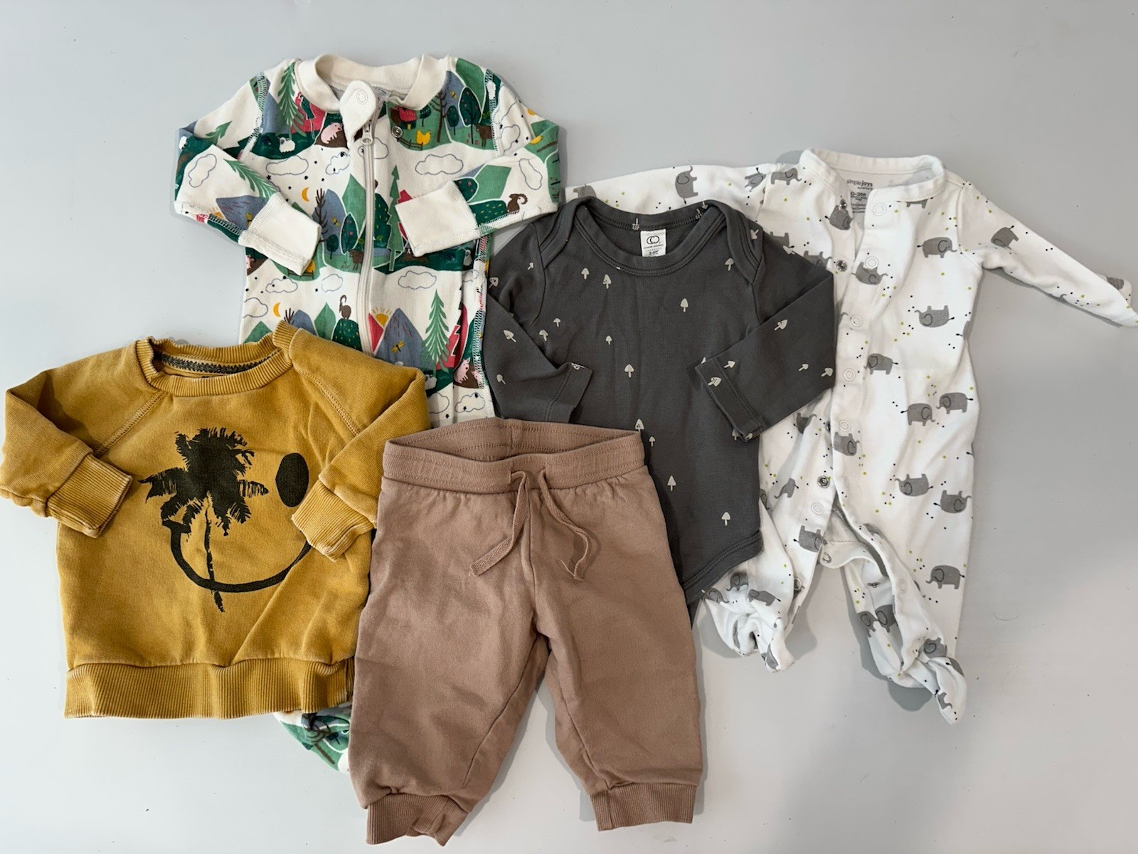 0-3 / 3-6 Months Unisex Baby Clothes Lot