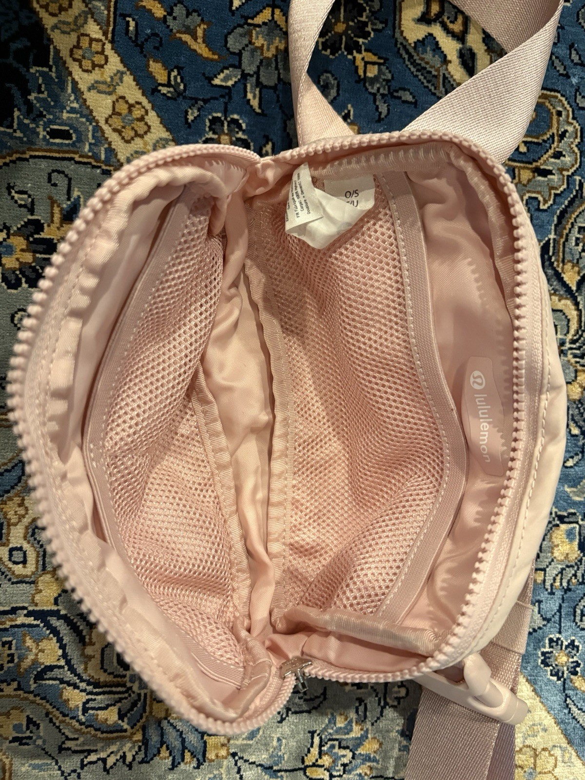 Lululemon Everywhere Belt Bag Light Pink Crossbody Waist Fanny Pack Womens