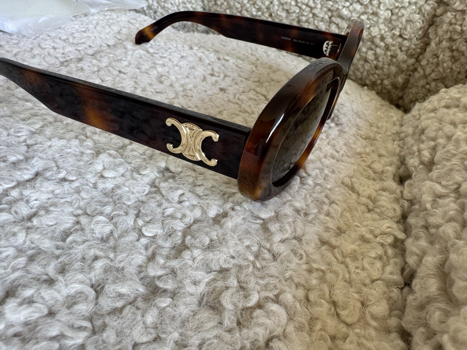 Celine CL40194U Triomphe Oval Women’s Sunglasses in Blond Havana 52-22-145