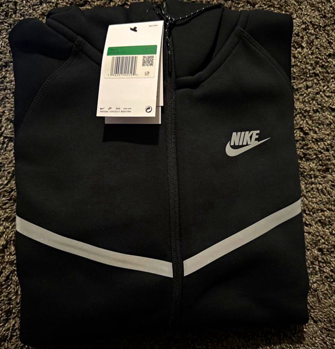 Nike Tech Fleece Windrunner Full-Zip Hooded Hoodie Black (fits like M-L)