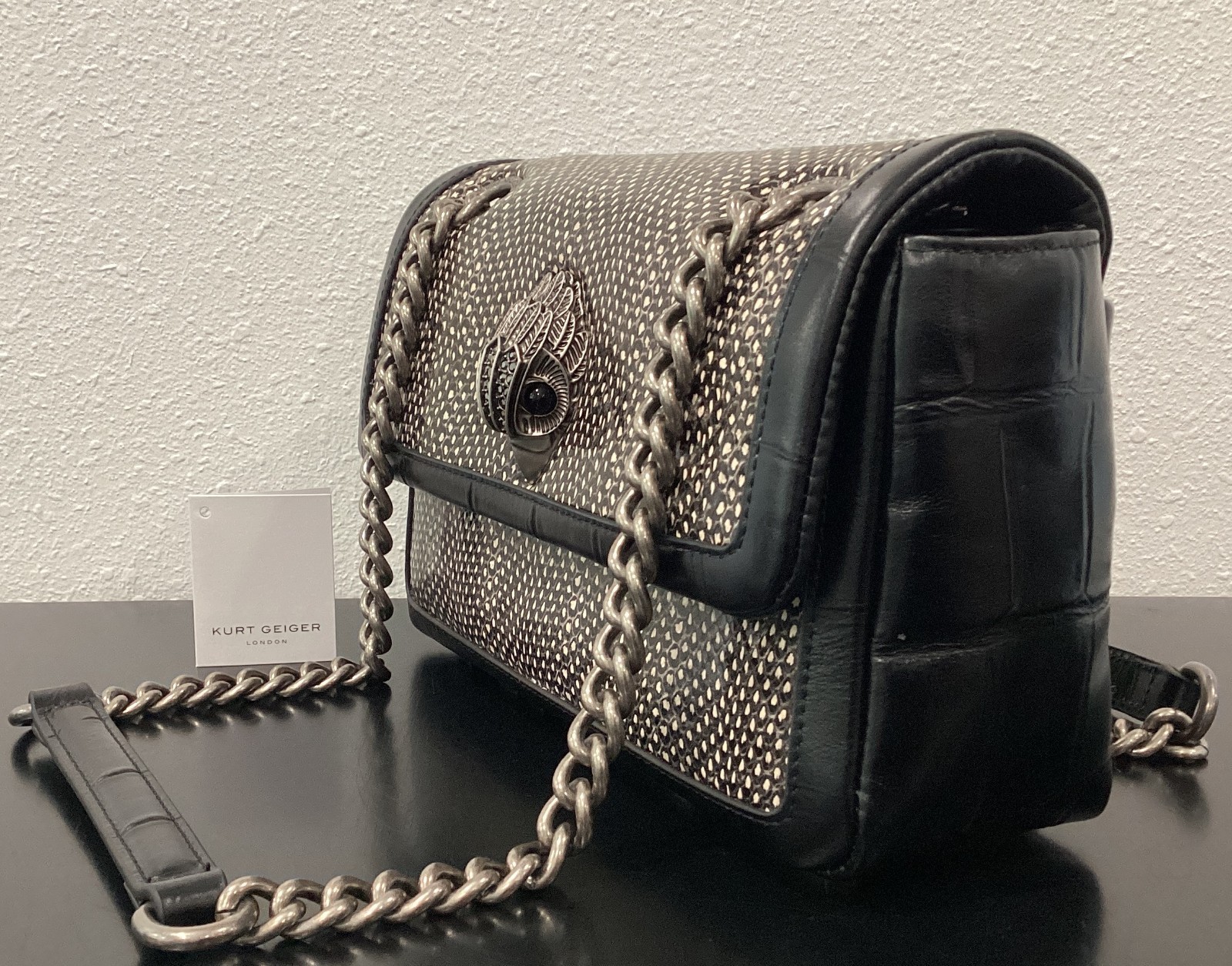 Kurt Geiger Kensington Leather 10.5″x6″x4″ Black Croc Embossed Cream Textured