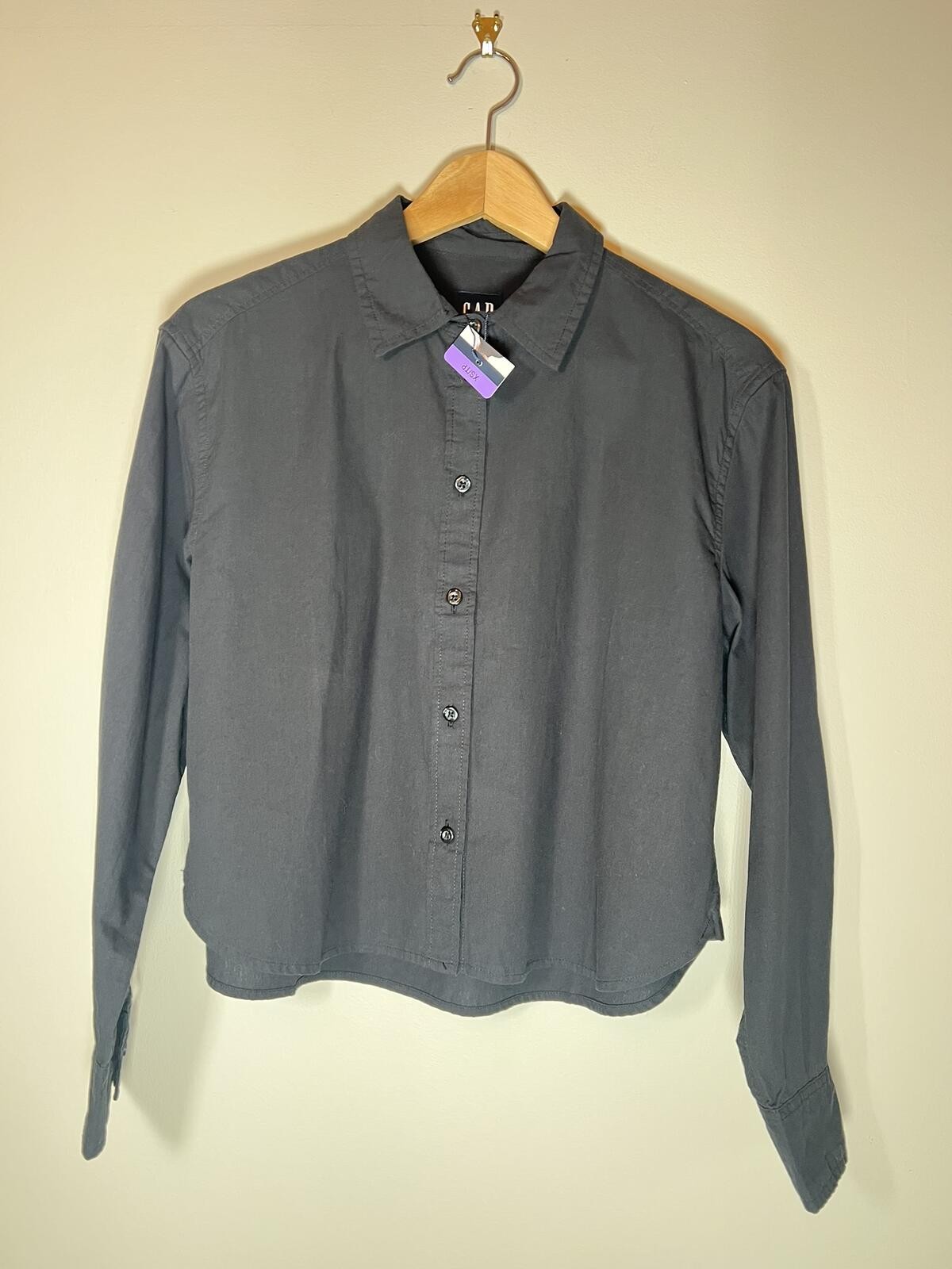 NWT Gap Cropped Button Up Shirt Women’s XS 100% Cotton