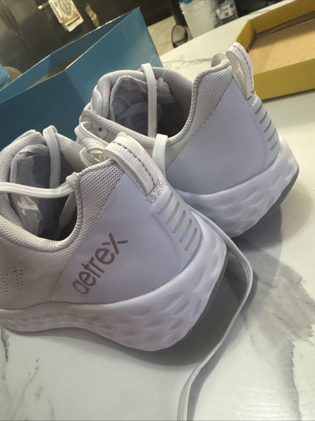 Aetrex Danika Arch Support Comfort Women’s Sneaker Size 8.5 Withe