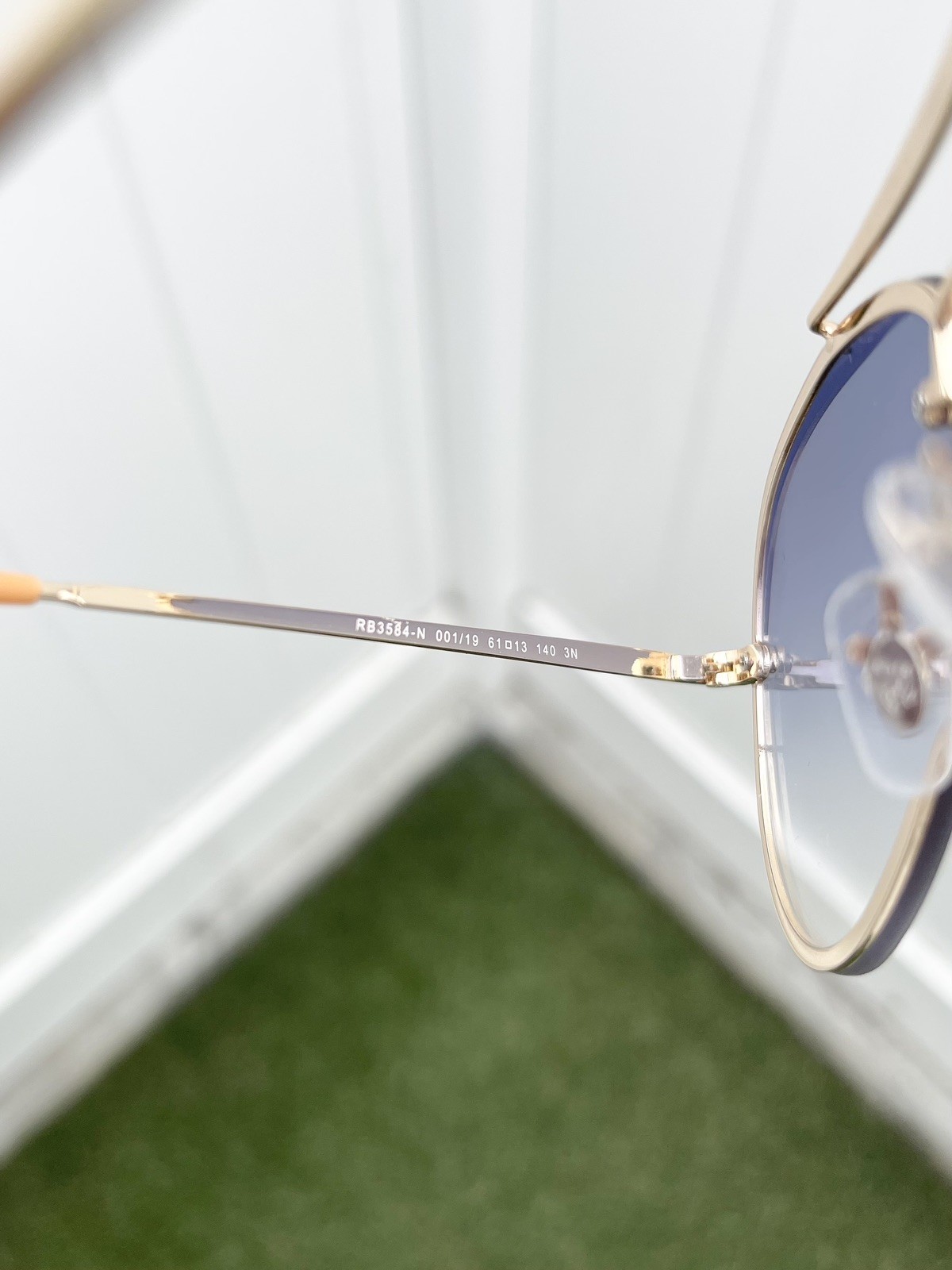 NEW Authentic Ray Ban Blaze Aviator RB3584-N 3584 Gold Blue Gradient Size 61/13