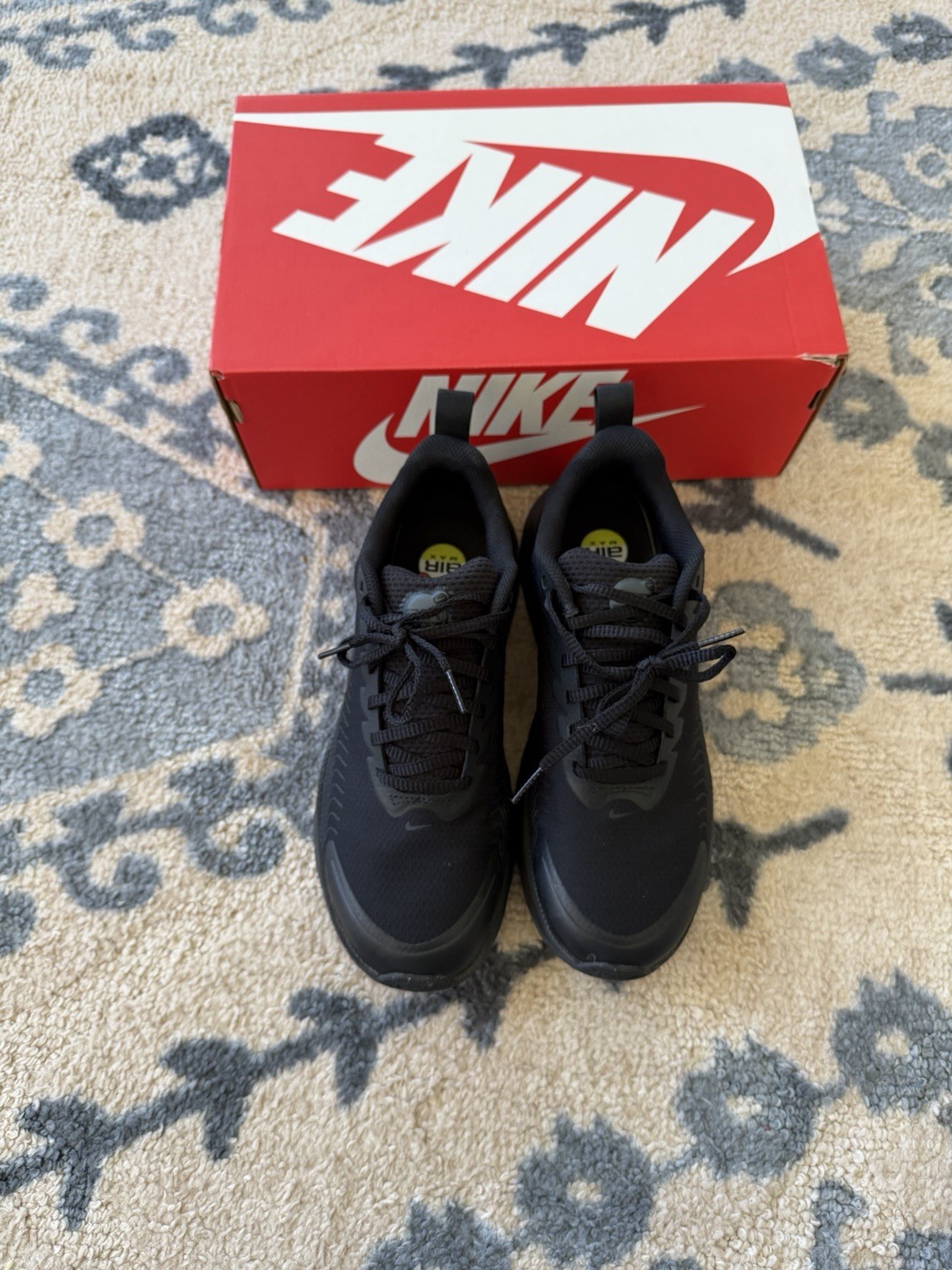 Nike Air Max Nuaxis Mens Size 8 Triple Black Running Sneakers Trainer Shoes