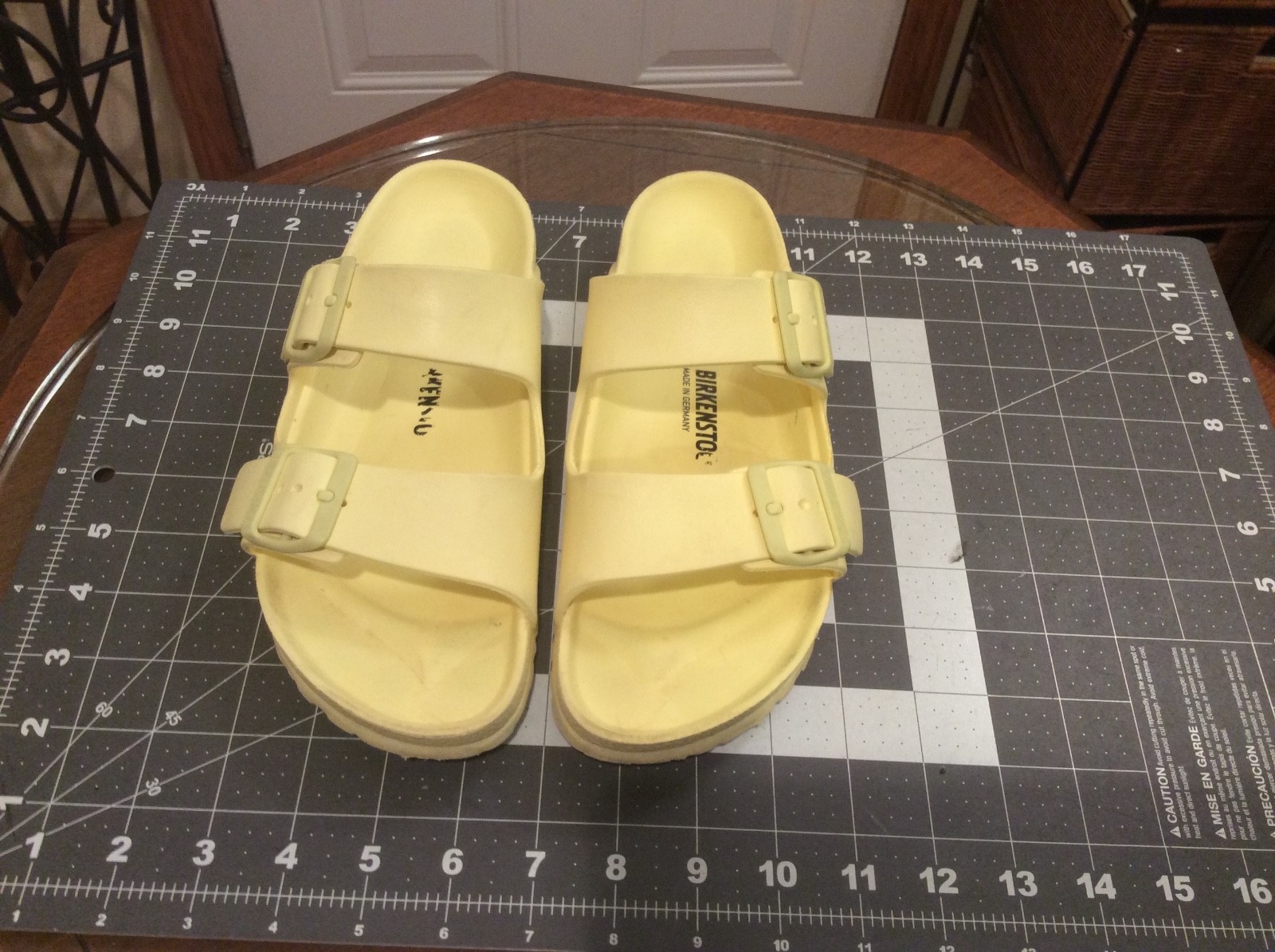 Birkenstock EVA 39 Essential Arizona Yellow Women’s 8 – 8.5 Foam Rubber Germany