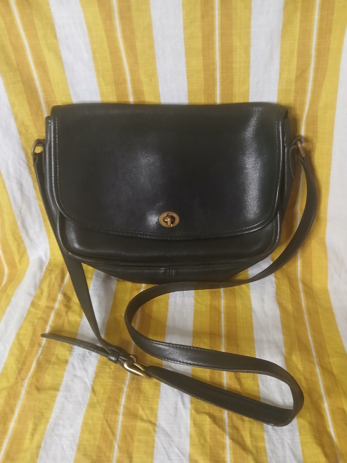 Coach Black Turn Lock Shoulder Bag Zip Closure With Outer Pocket And Strap